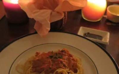 Video: Get Ready for Valentine’s with These 2 Things